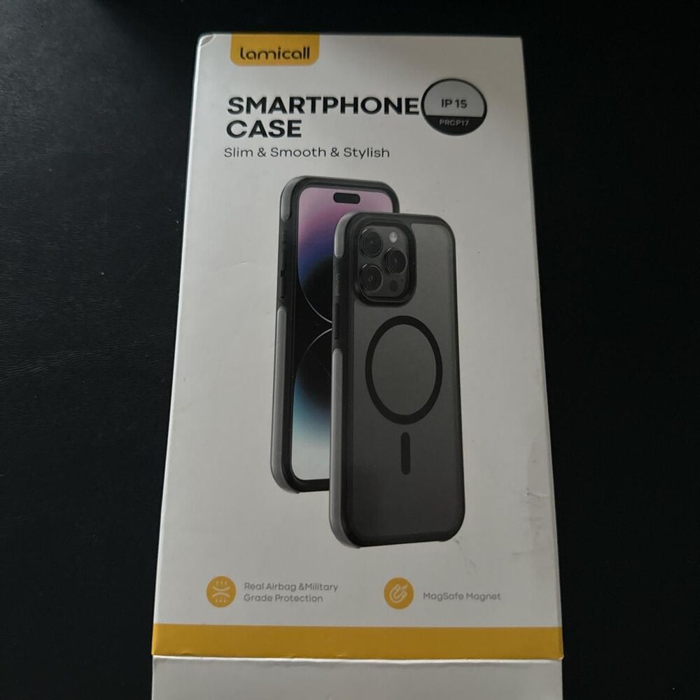 Apple Black iPhone 15 black case with screen protector